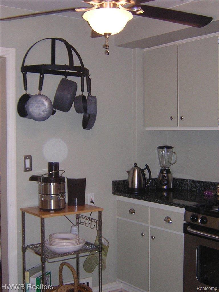 3964 Kenmore Road Berkley, MI 48072 - Photo 6 of 12 KITCHEN 2