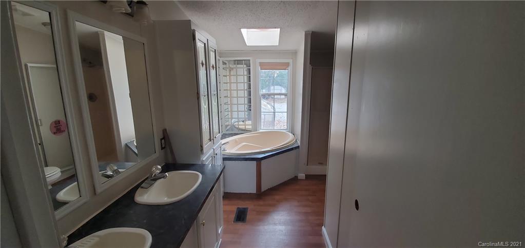 2850 Forbes Road Gastonia, NC 28056 - Photo 6 of 13 Gallery Image 6