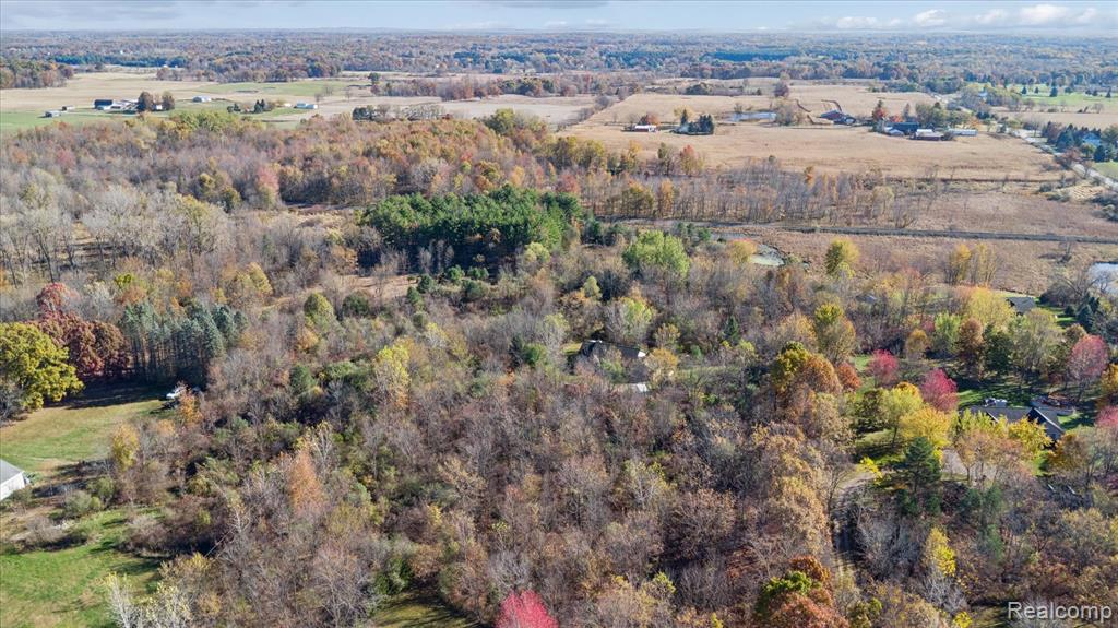 4842 Preston Road Howell, MI 48855 - Photo 63 of 77 Gallery Image 63