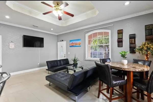 $4,000 | 2324 West Palmetto Street, Tampa, FL 33607