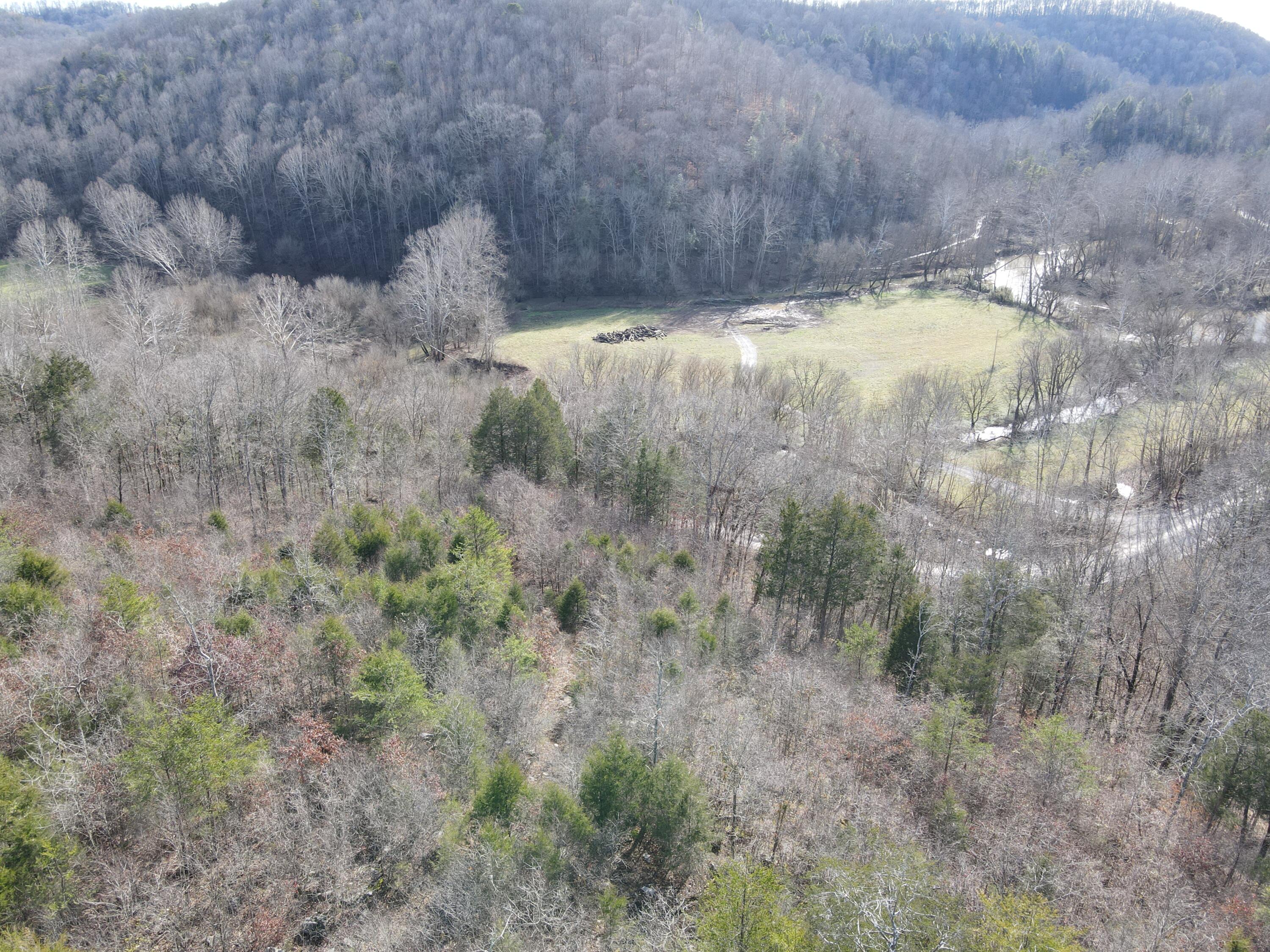 999 Mullins Station Road Livingston, KY 40445 - Photo 16 of 26 DJI_0488