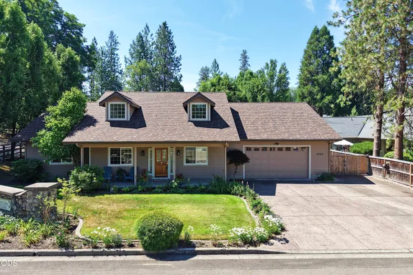 $665,000 | 1025 Anglers Place, Shady Cove, OR 97539