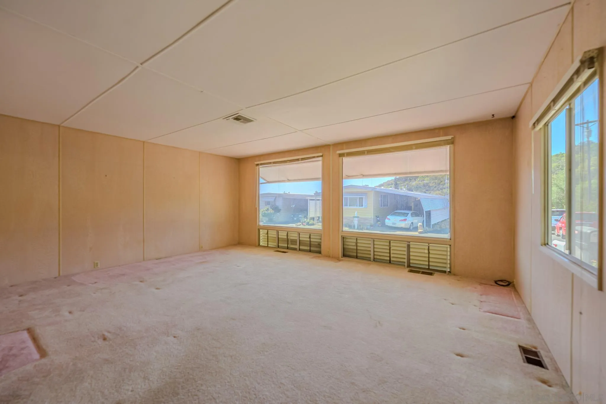 28890 Lilac Road, Unit 19 Valley Center, CA 92082 - Photo 3 of 19 Gallery Image 3