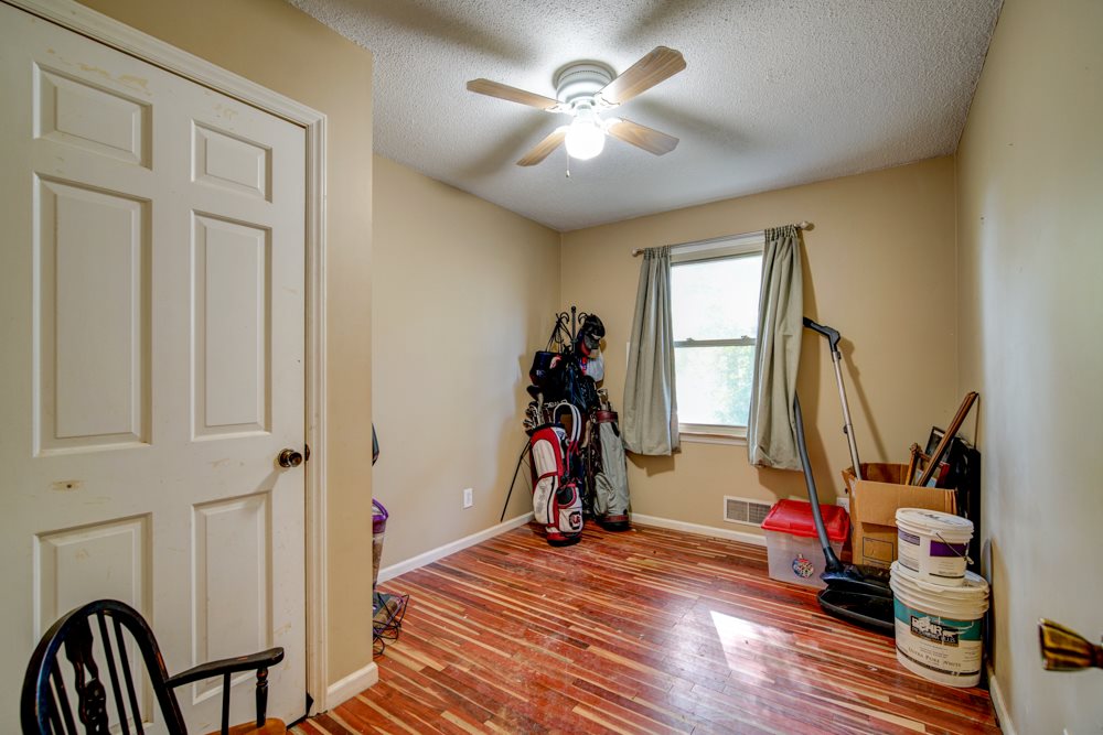 143 Holly Drive Inman, SC 29349 - Photo 18 of 36 Gallery Image 18