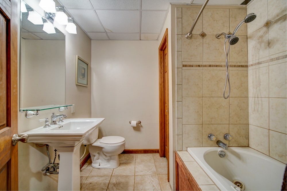 143 Holly Drive Inman, SC 29349 - Photo 24 of 36 Gallery Image 24
