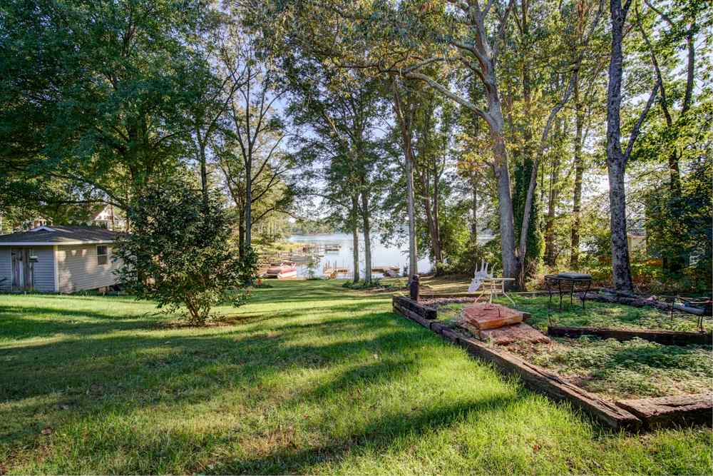 143 Holly Drive Inman, SC 29349 - Photo 30 of 36 Gallery Image 30