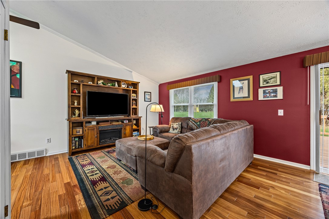 1747 Attridge Road Riga, NY 14428 - Photo 8 of 49