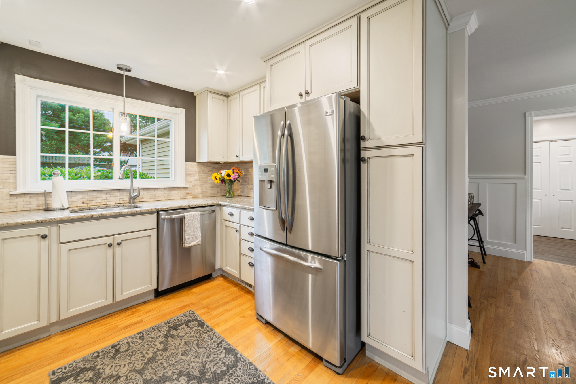 76 Bryan Hill Road Milford, CT 06460 - Photo 11 of 37