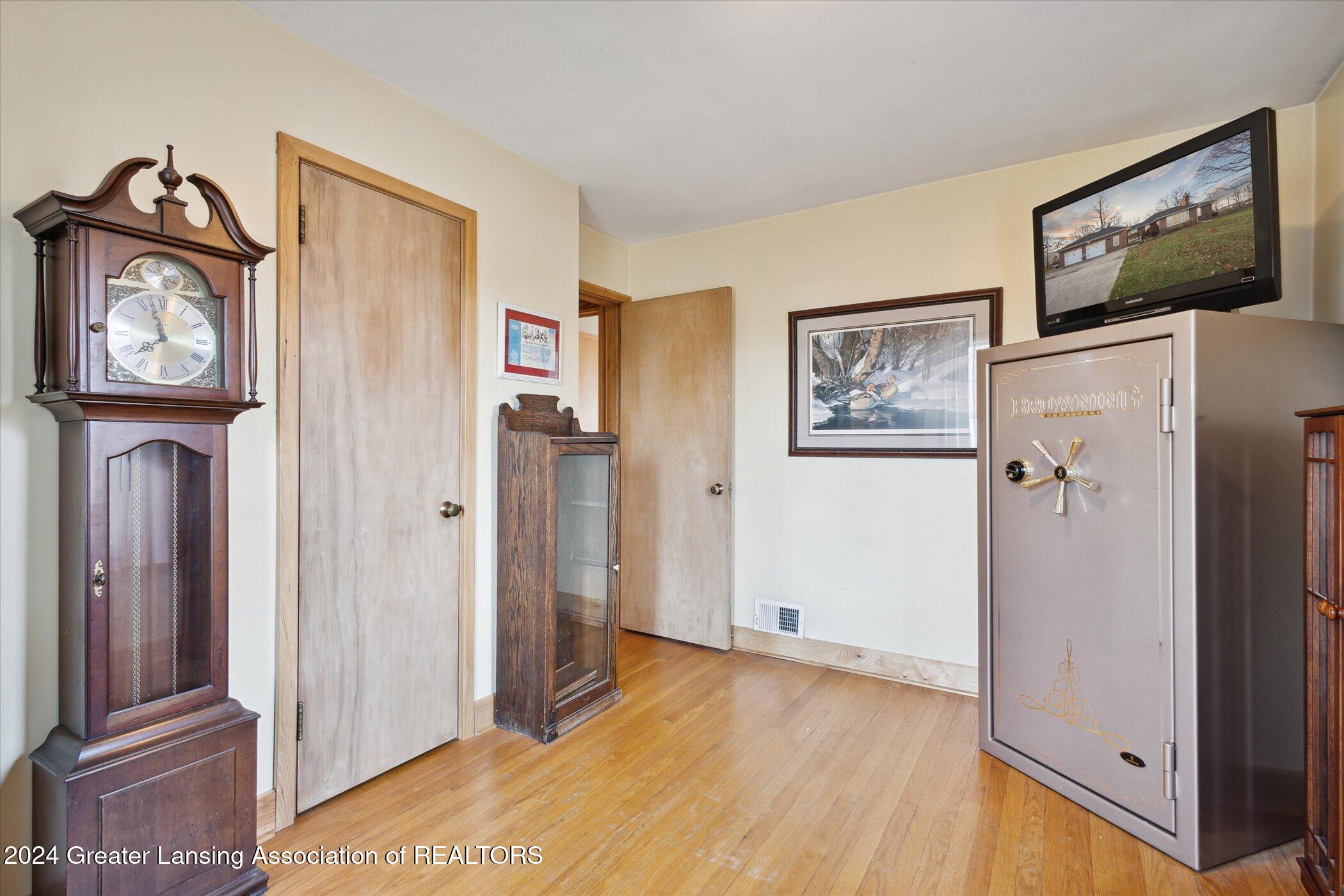 1175 Maynard Road Portland, MI 48875 - Photo 36 of 68 30-1175-Maynard-Rd-Portland-MI-48875-Win