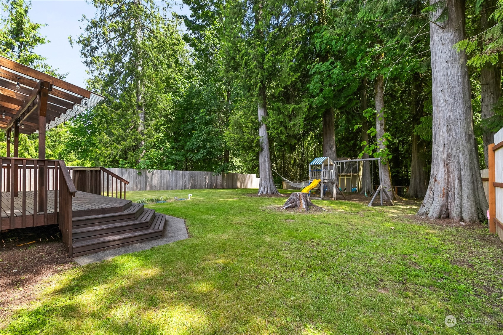 2246 Yew Street Road Bellingham, WA 98229 - Photo 30 of 35 Gallery Image 30