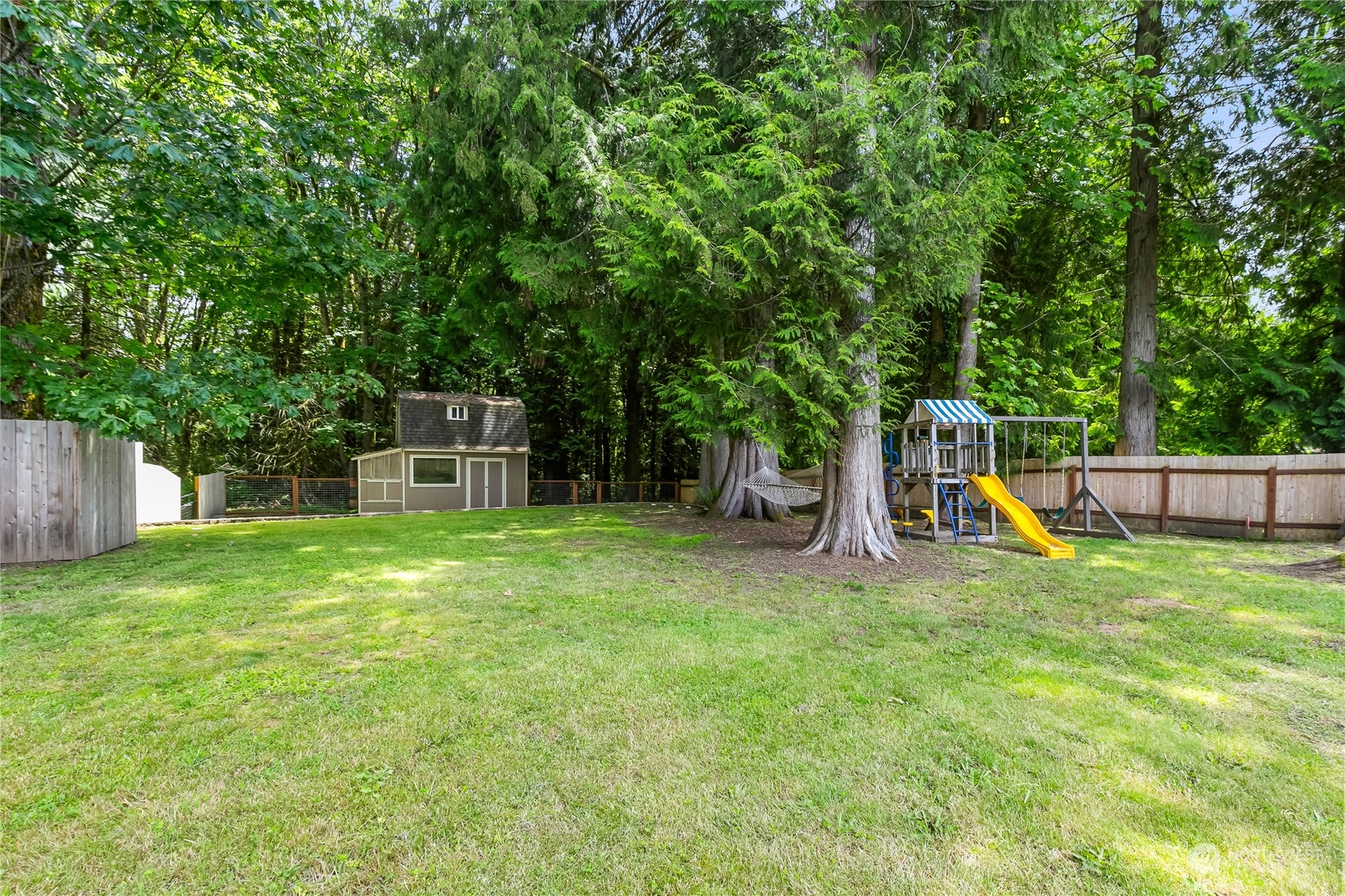 2246 Yew Street Road Bellingham, WA 98229 - Photo 33 of 35 Gallery Image 33