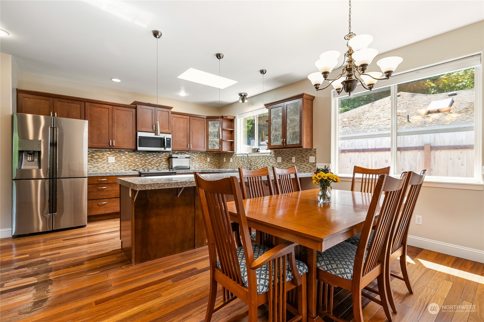 2246 Yew Street Road Bellingham, WA 98229 - Photo 5 of 35 Gallery Image 5