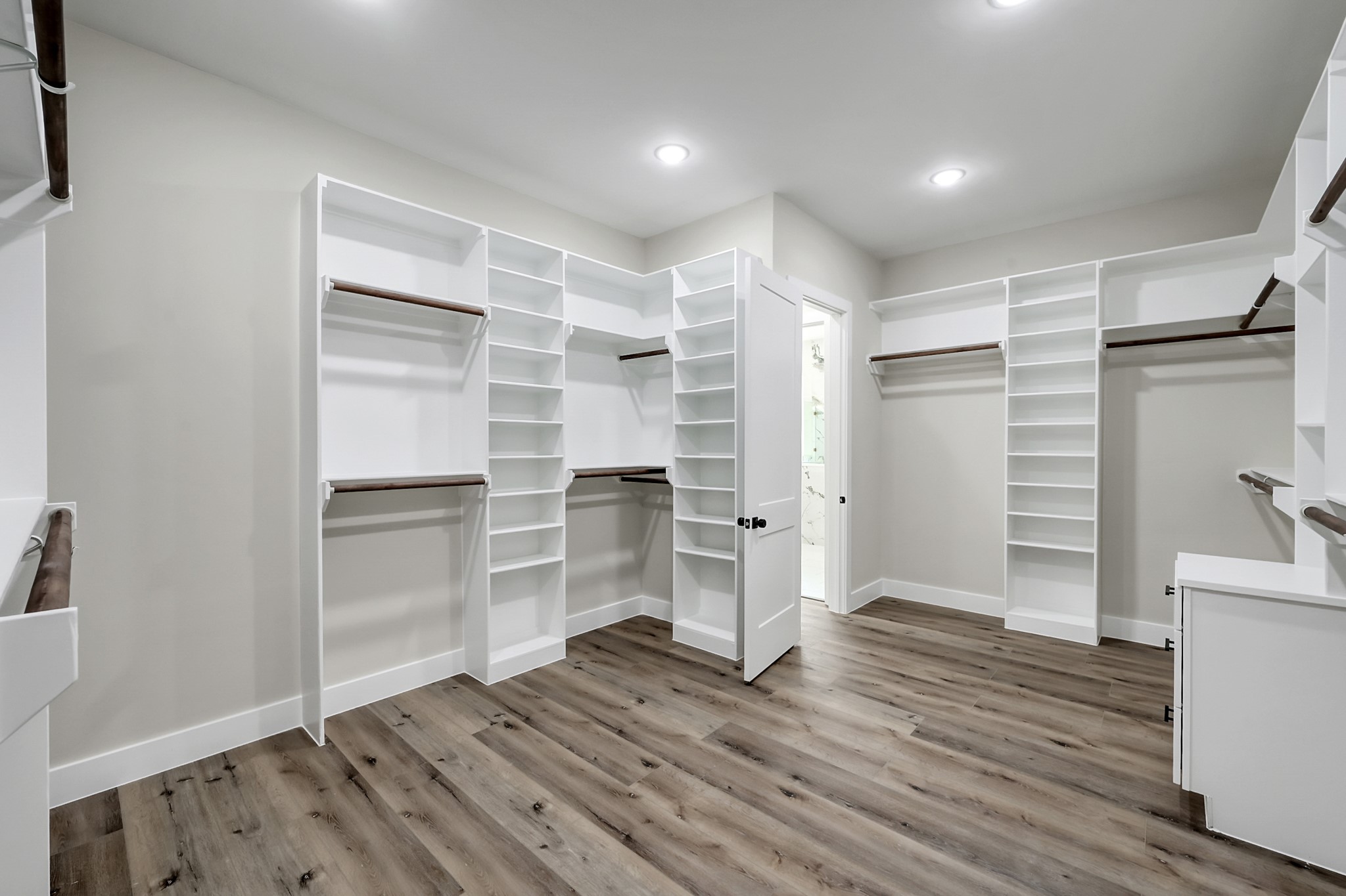 90 Wick Willow Road Montgomery, TX 77356 - Photo 33 of 49 Primary walk-in closet