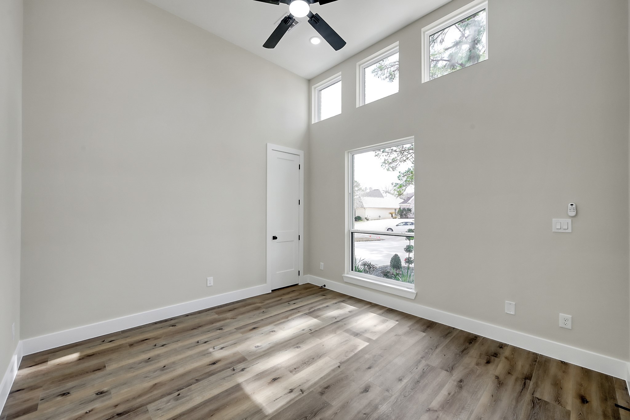 90 Wick Willow Road Montgomery, TX 77356 - Photo 7 of 49 Office alternate angle