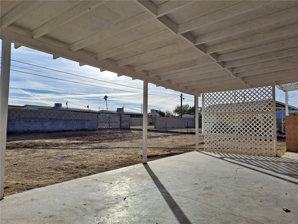 1920 Flora Vista Needles, CA 92363 - Photo 13 of 16