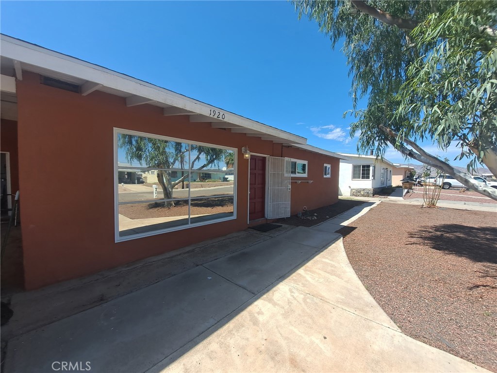 1920 Flora Vista Needles, CA 92363 - Photo 4 of 16