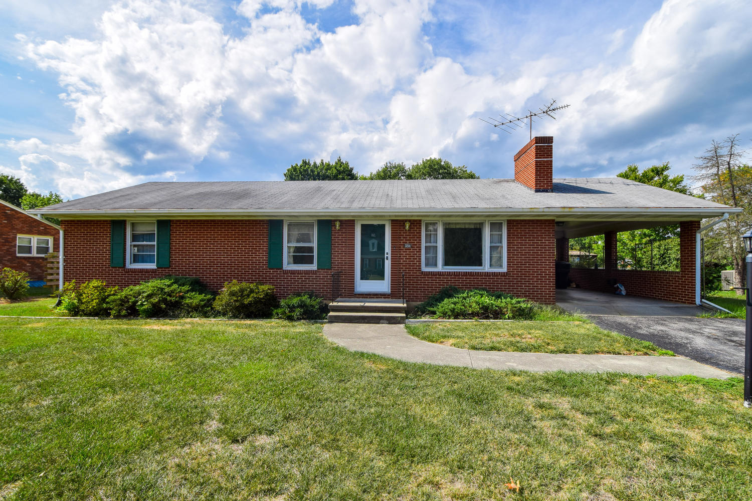 3214 Northside Road Roanoke, VA 24019 - Photo 1 of 22 1