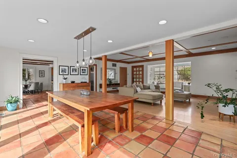 $1,795,000 | 37 Hyatt Road, Briarcliff Manor, NY 10510