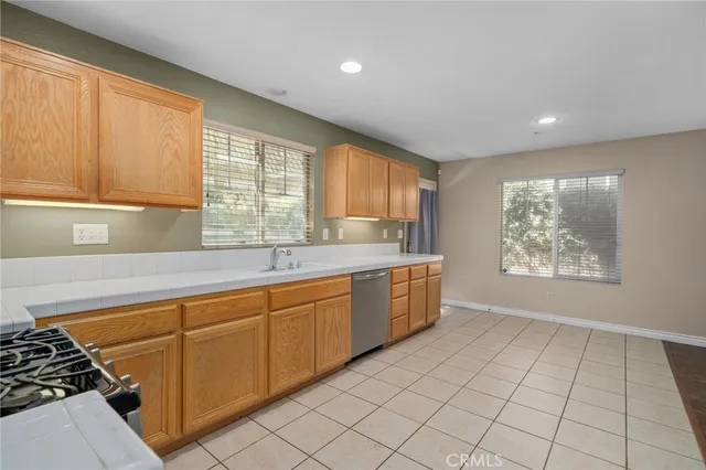 $700,000 | 6158 Bel Air Drive, Fontana, CA 92336