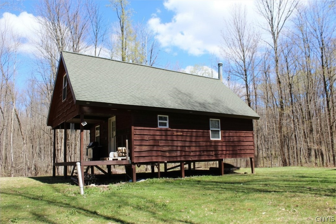 17 Lee Road Bernhards Bay, NY 13028 - Photo 3 of 19