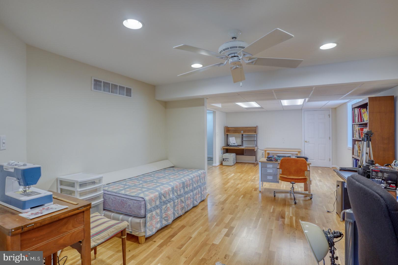 78 Springmill Drive Middletown, DE 19709 - Photo 43 of 60 a living room with furniture and a flat screen tv