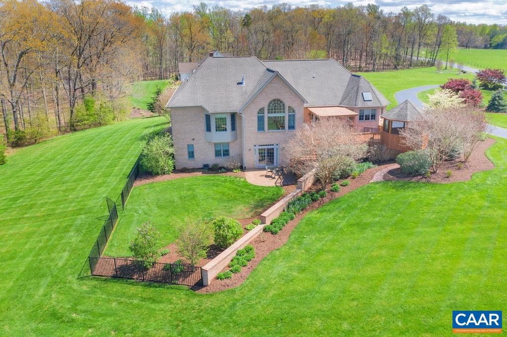 2606 Dundee Road Stanardsville, VA 22973 - Photo 3 of 7 Gallery Image 3