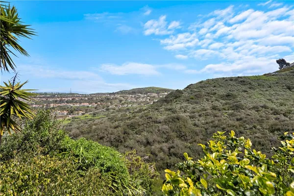 $5,000 | 710 Avenida Columbo, San Clemente, CA 92672