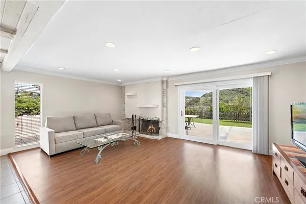 $5,000 | 710 Avenida Columbo, San Clemente, CA 92672