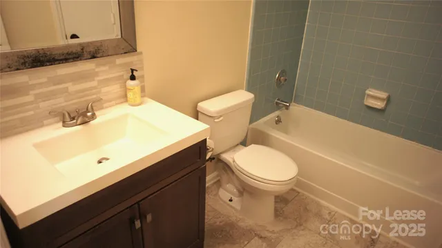 $1,800 | 8306 Summerglen Creek, Charlotte, NC 28227