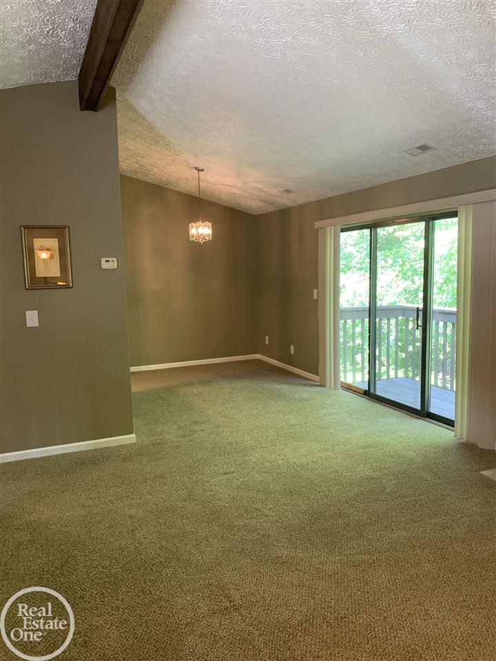 24249 Evergreen Road Southfield, MI 48075 - Photo 21 of 36 50049770-20.JPG