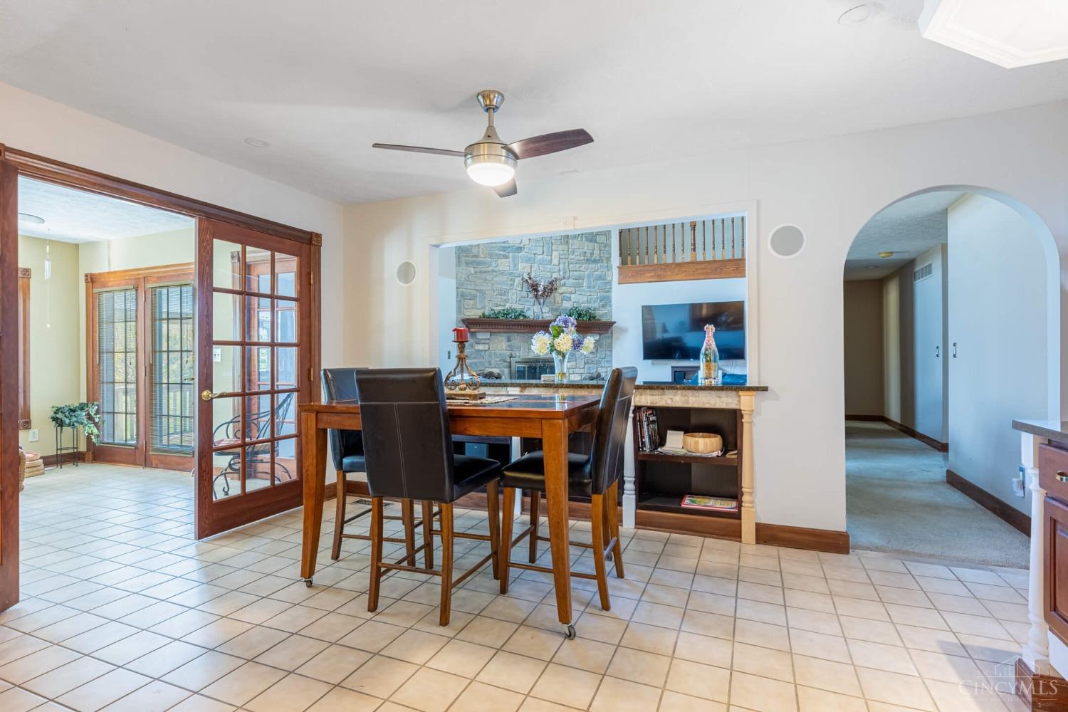 9153 Yankee Road Springboro, OH 45066 - Photo 11 of 70 Gallery Image 11