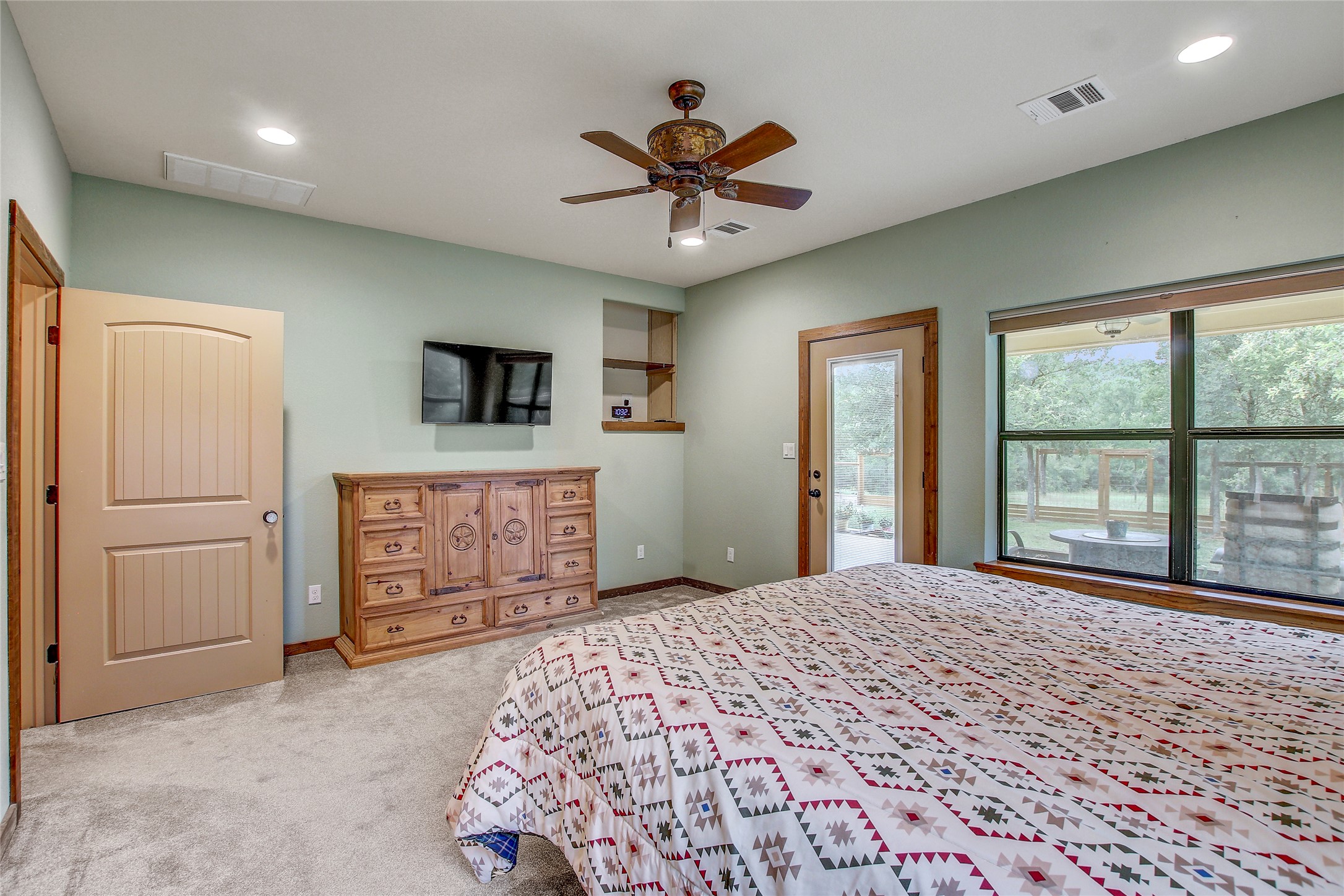 18197 Fm 619 Elgin, TX 78621 - Photo 18 of 39
