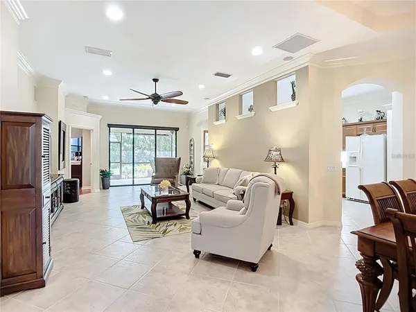 $3,600 | 5162 Cote Du Rhone Way, Sarasota, FL 34238