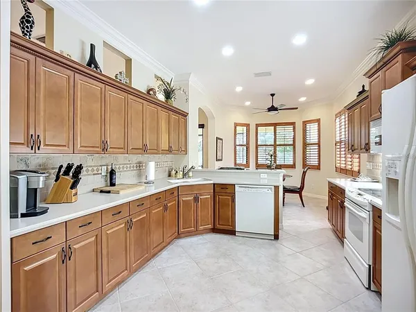 $3,600 | 5162 Cote Du Rhone Way, Sarasota, FL 34238
