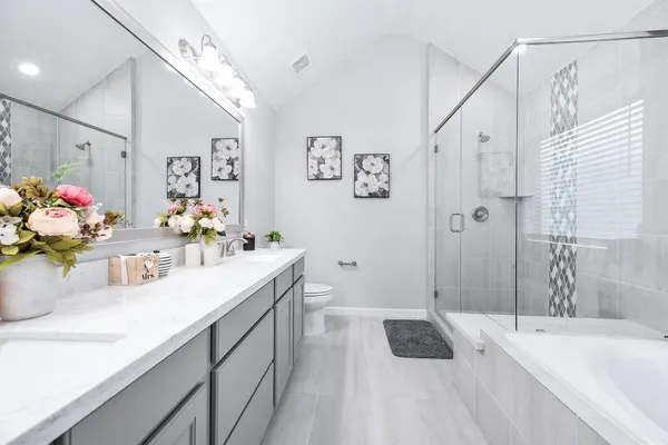 $2,550 | 2022 Groveland Glen Drive, Houston, TX 77051