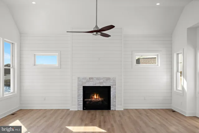 a picture of city view with wooden floor