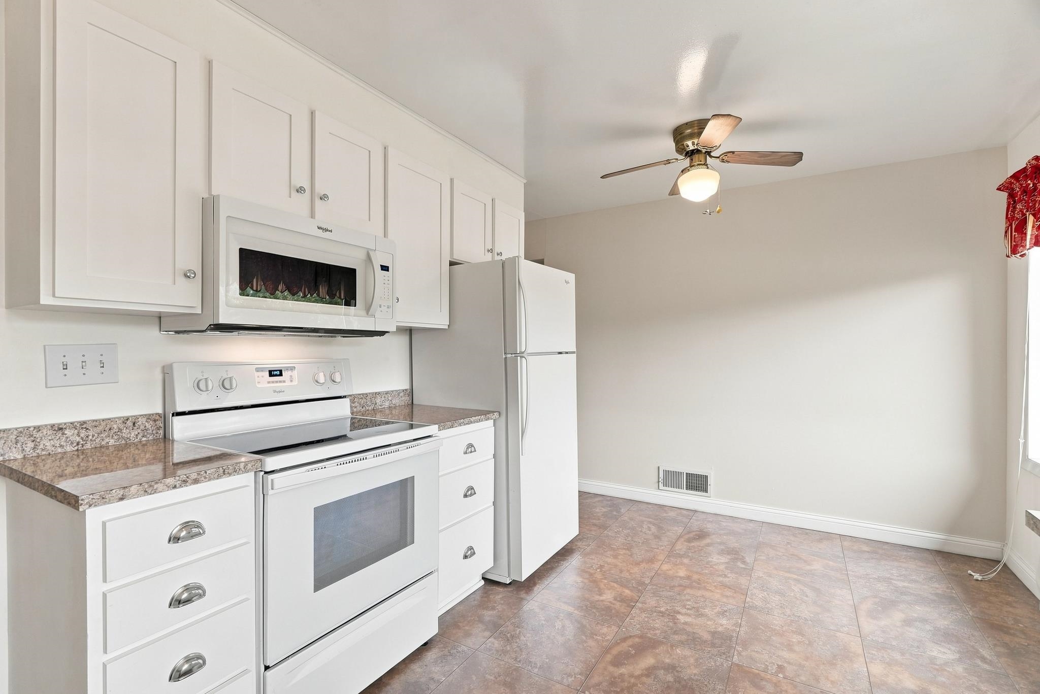 1502 North Oberlin Road Spokane Valley, WA 99206 - Photo 13 of 33 Gallery Image 13