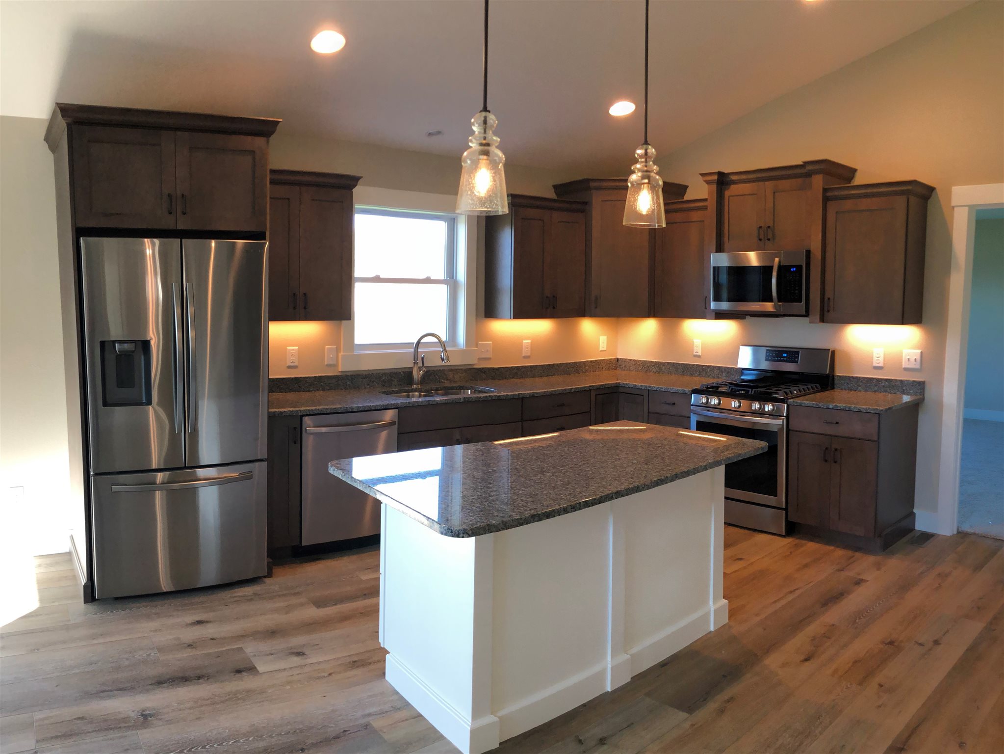 2013 Wakefield Road Goshen, IN 46528 - Photo 7 of 28 Gallery Image 7