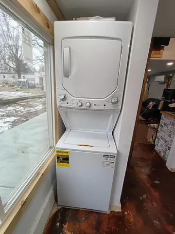 $1,200 | 1125 Molitor Road, Unit B, Aurora, IL 60505