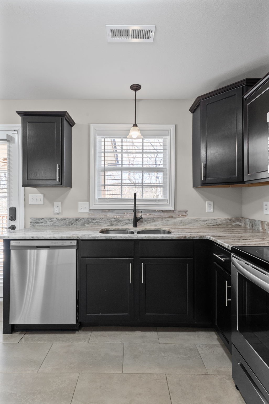 1125 Racker Drive Clarksville, TN 37043 - Photo 17 of 42