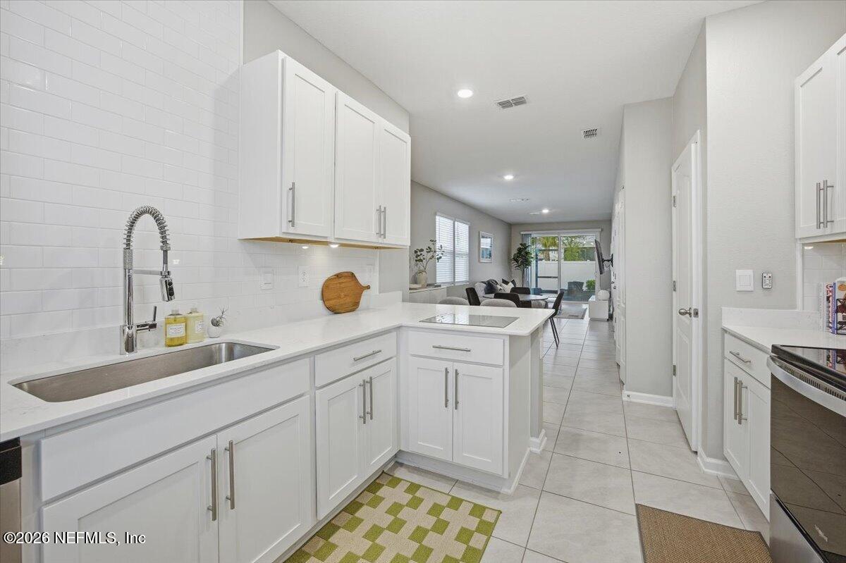 35 Hidden Mdws Road St. Augustine, FL 32095 - Photo 6 of 21 06-Kitchen