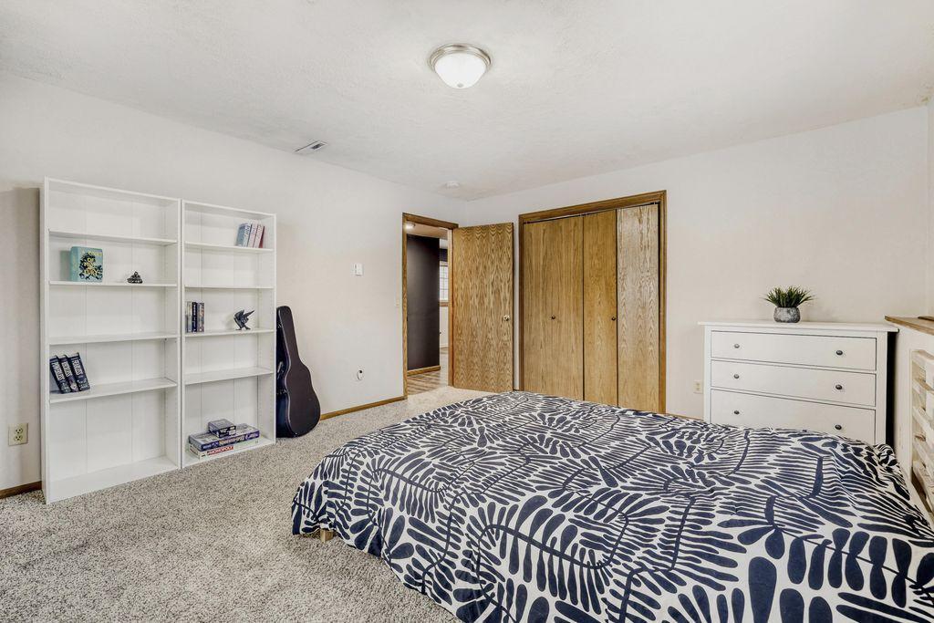 1340 Broadview Avenue Chaska, MN 55318 - Photo 23 of 28