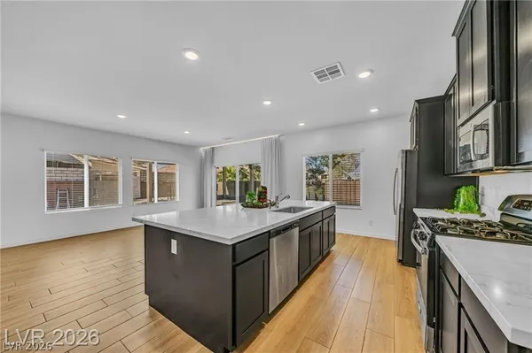 $2,750 | 2706 Song Point Avenue, Las Vegas, NV 89121