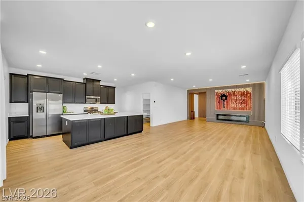 $2,750 | 2706 Song Point Avenue, Las Vegas, NV 89121