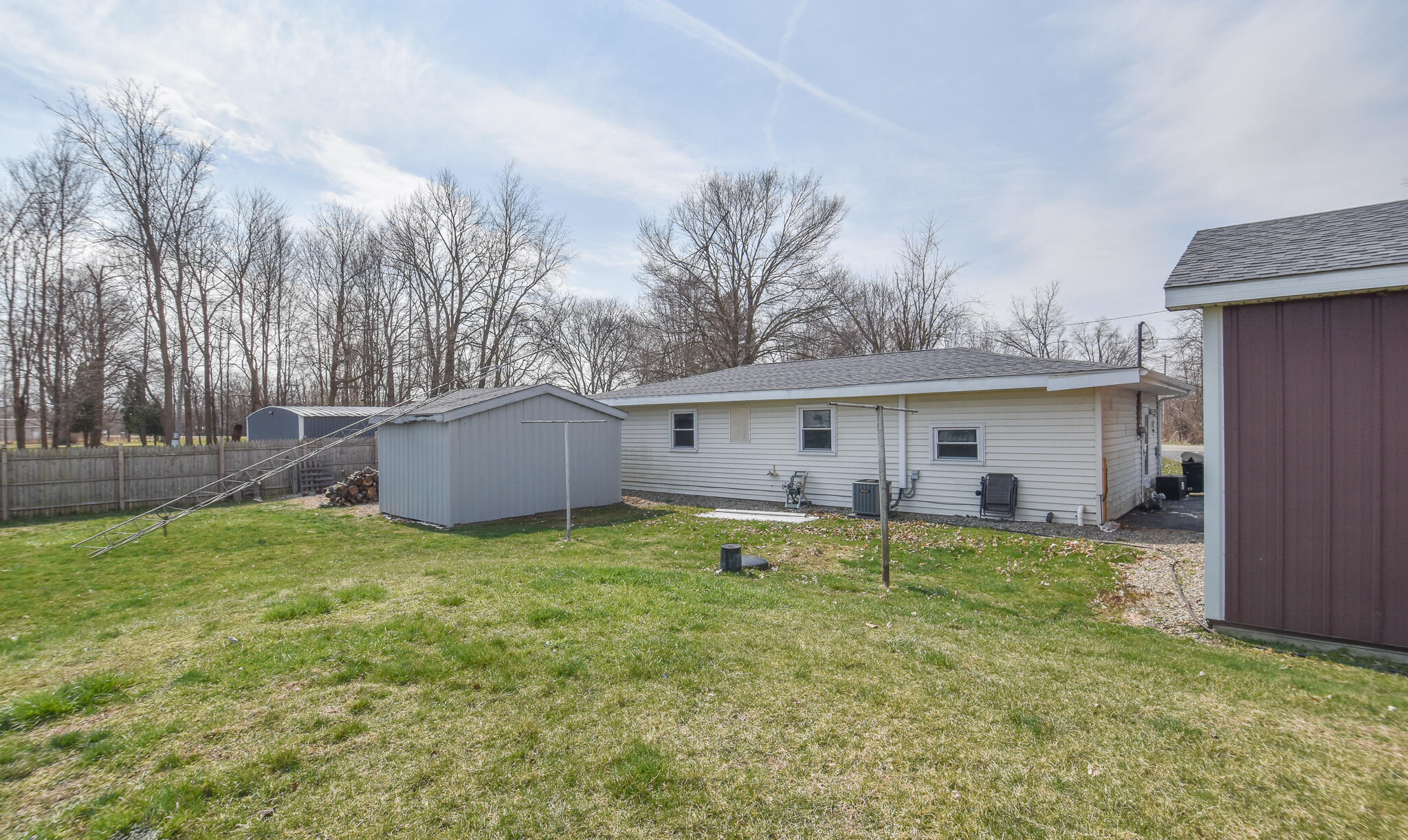 4291 Squires Road Quincy, MI 49082 - Photo 2 of 40 DSC_0210