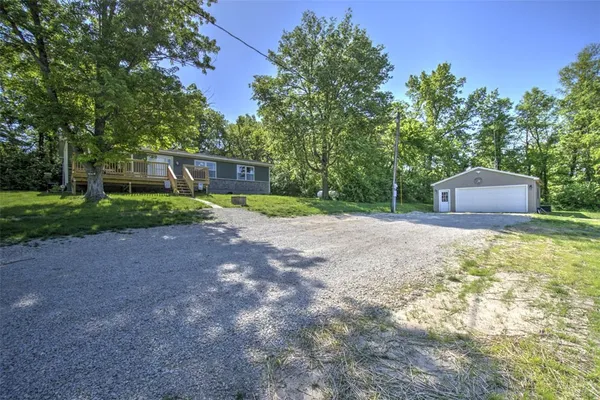 $235,000 | 9977 Cabin Road, Argenta, IL 62501