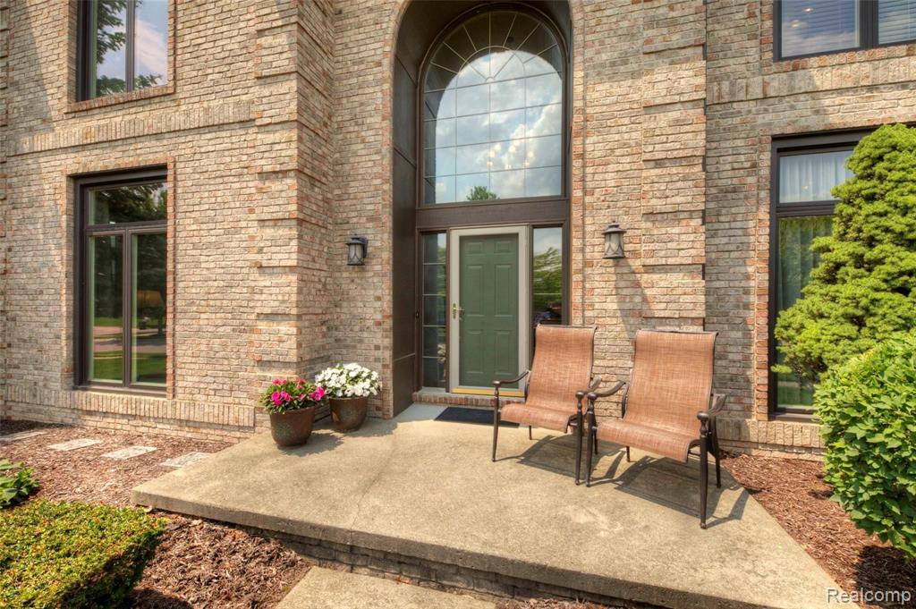 6649 Kennesaw Road Canton, MI 48187 - Photo 3 of 61