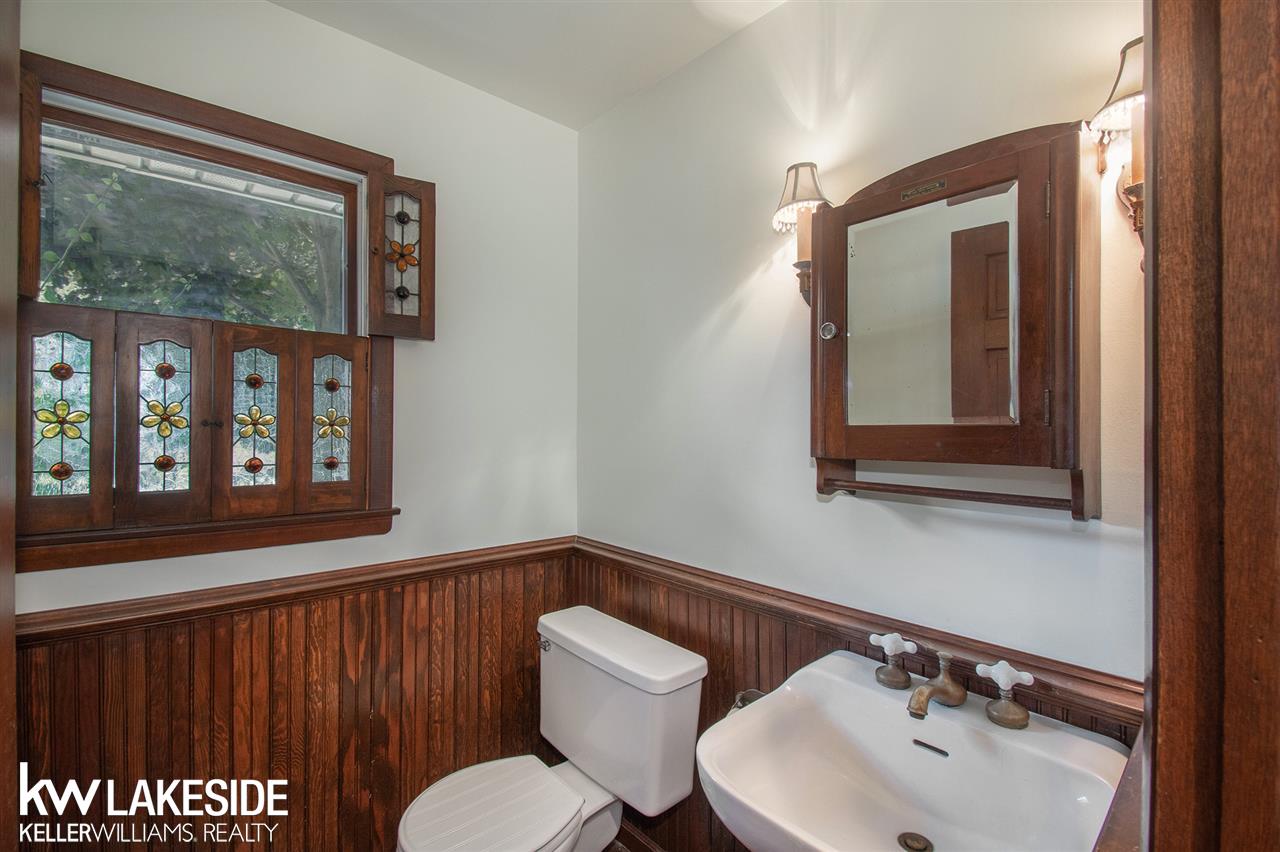 7646 Frith Road Columbus, MI 48063 - Photo 14 of 37 50018839-13.JPG