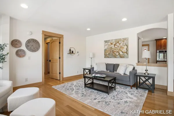 $1,975,000 | 18886 Greenwood Court, Spring Lake, MI 49456