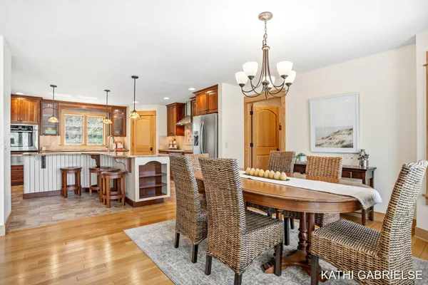 $1,975,000 | 18886 Greenwood Court, Spring Lake, MI 49456